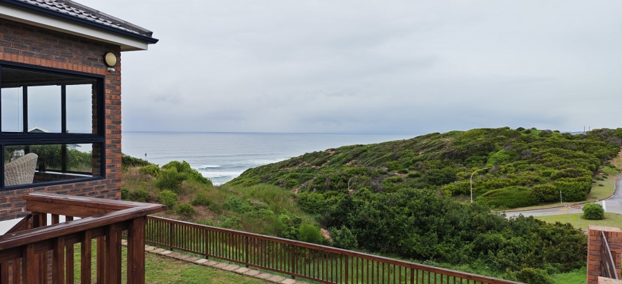 4 Bedroom Property for Sale in Dana Bay Western Cape